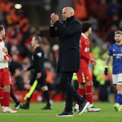 سلوت يمدح صلاح بسبب "هجمة" في الشوط الثاني أمام إيبسويتش