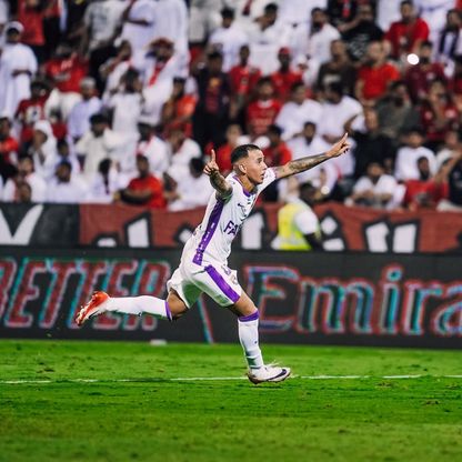 هدف خرافي ونهاية درامية في فوز العين على شباب الأهلي بكلاسيكو الإمارات