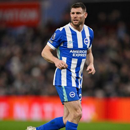 جيمس ميلنر يعادل الرقم القياسي في الدوري الإنجليزي بـ653 مباراة