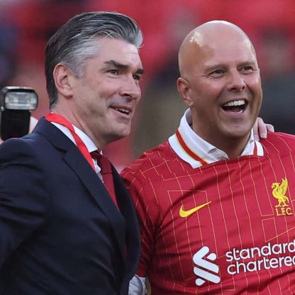 إداريان بارزان من ليفربول مرشحان للانتقال مع محمد صلاح إلى الدوري السعودي