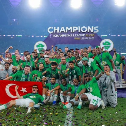 لحظة تتويج الأهلي بلقب دوري أبطال آسيا للنخبة عقب انتصاره على ماتشيدا الياباني - 25 أبريل 2026
