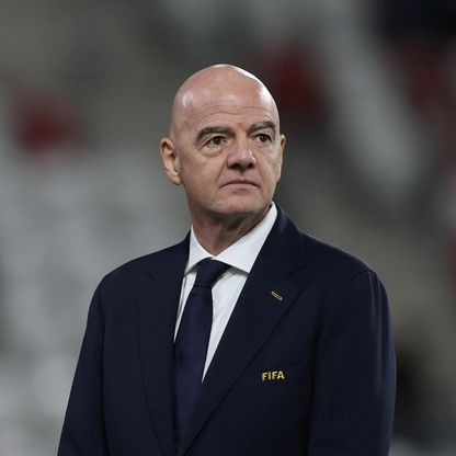 شهر أمام لاعب سويسري سابق لتحدي إنفانتينو في انتخابات "فيفا"