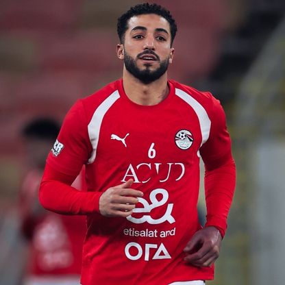 شاهد.. احتفال لاعبي مصر بعودة "عبد المنعم" بعد غياب 335 يوماً