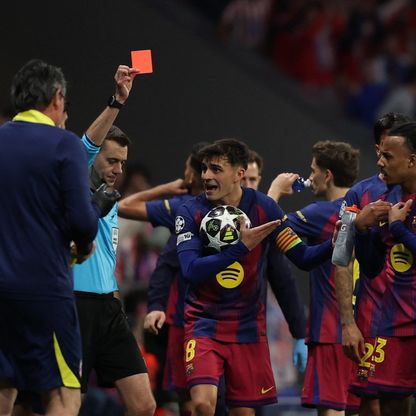 طوفان البطاقات الحمراء يضرب برشلونة لأول مرة في دوري الأبطال