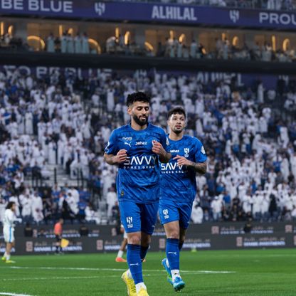 شاهد.. الهلال يهزم نيوم ويحتفط بأمل انتزاع اللقب من النصر