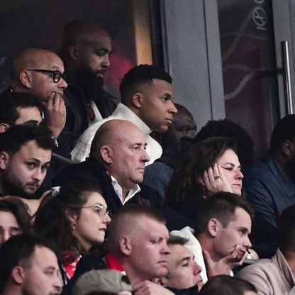 اجتماع ودي يُزيل التوتر من علاقة مبابي ولويس إنريكي