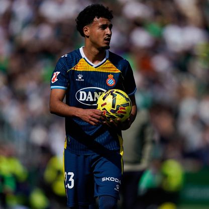 توقف مباراة بالدوري الإسباني بسبب عنصرية محتملة ضد المغربي عمر الهلالي