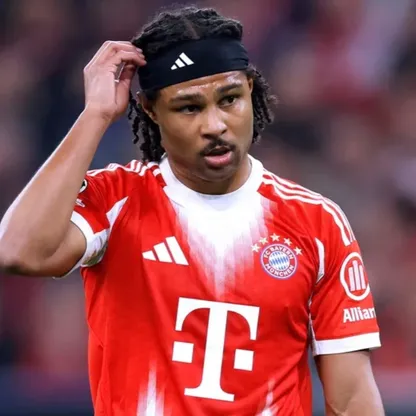 لاعب وسط بايرن ميونيخ سيرج غنابري خلال موسم 2025-2026