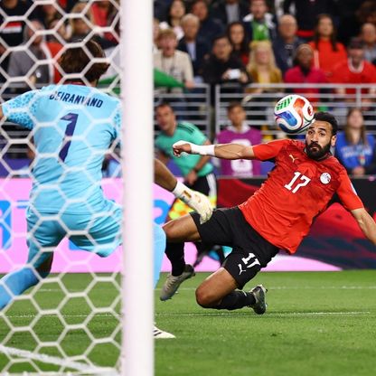 من هو بديل مهند لاشين في مباراة مصر وأستراليا؟