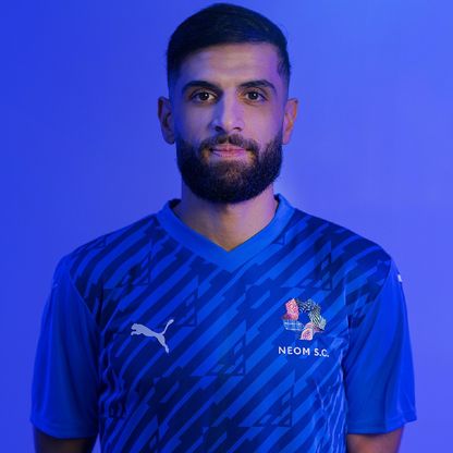 الصفقة السادسة.. نيوم يضم "فنان الوسط" آل حجي