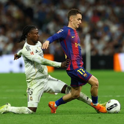 مارك كاسادو يفكر في الدوري السعودي.. مستقبله مع برشلونة على المحك