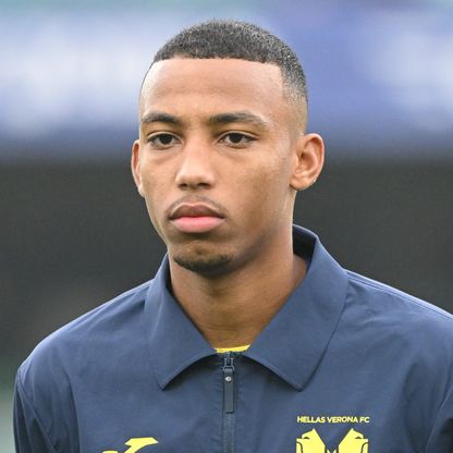 هل يعوض دومفريس؟.. الجزائري بلغالي مطلوب في إنتر ميلان ويوفنتوس