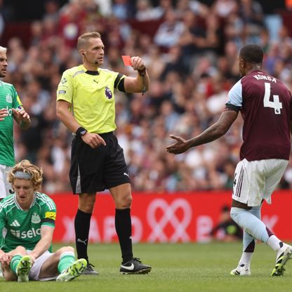 شاهد.. بطاقة حمراء ولا أهداف في مباراة نيوكاسل وأستون فيلا