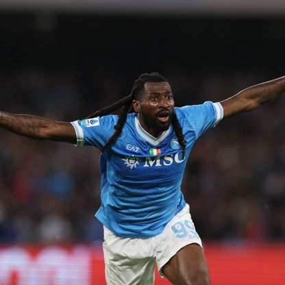 الإصابة تبعد أنغيسا لاعب نابولي لعدة أشهر وغيابه عن أمم إفريقيا