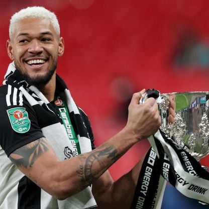 نيوكاسل يصطدم بمانشستر سيتي في نصف نهائي كأس الرابطة الإنجليزية