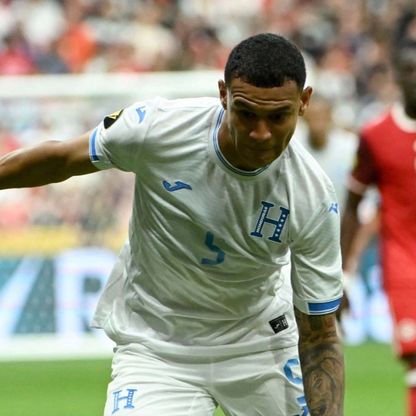 إيقاف لاعب ليفانتي 3 مباريات بسبب "التصفيق للحكم"