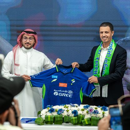 سلامي يتوقّع مباراة "صعبة جداً" للفتح أمام الأهلي ويريد أداءً "مشرّفاً"