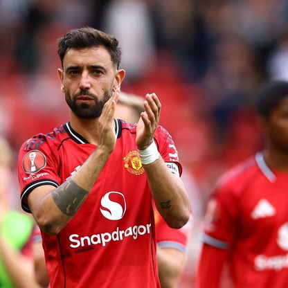 مفاجأة.. الاتحاد السعودي يتواصل مع برونو وهذا شرط قائد يونايتد