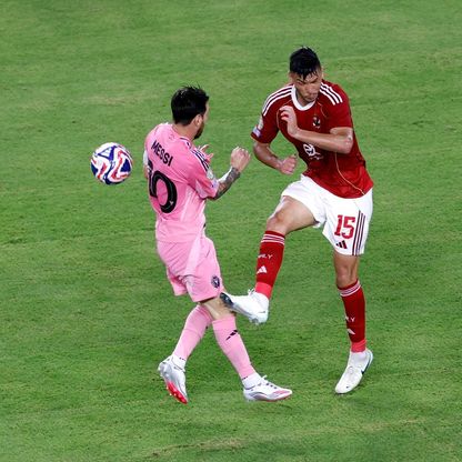 الأهلي قد يضطر إلى قيد أشرف داري لحرمانه من الرحيل مجاناً