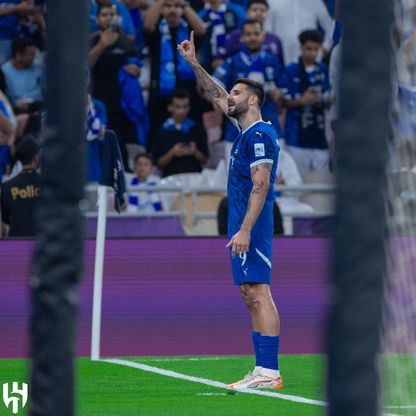 عملاق إنجليزي يريد ميتروفيتش والهلال يحدد موقفه