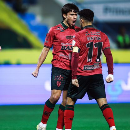 شاهد.. هدف في الوقت القاتل يمنح الخلود فوزاً مثيراً على الخليج