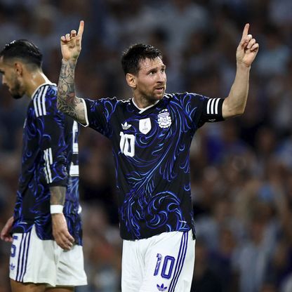 الأرجنتين تسحق زامبيا  في وداع ميسي وفوز متأخر للبرازيل على كرواتيا