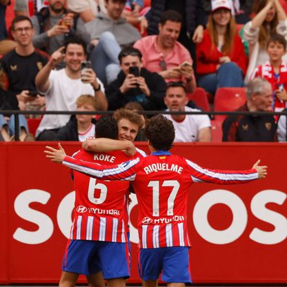 أتلتيكو يُسقط إشبيلية ويقلّص الفارق مع برشلونة وريال مدريد