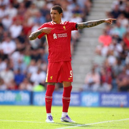 عملاق أوروبي يزاحم الهلال على ضم داروين نونيز مهاجم ليفربول