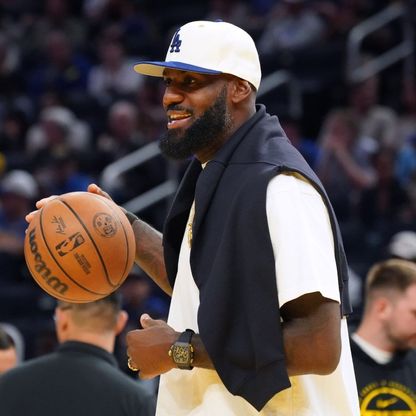 "القرار الثاني".. هل سيعلن ليبرون جيمس اعتزاله؟