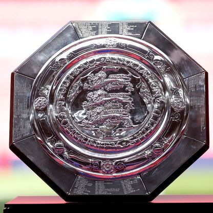 كأس الدرع الخيرية تعود إلى كارديف بعد 20 عاماً