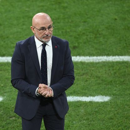 مدرب إسبانيا يؤجل تقييم رودري وكارفاخال وينفي "غرور" يامال