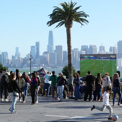 مقتل شخص بعد إطلاق نار بمنطقة لمشجعي كأس العالم في كاليفورنيا