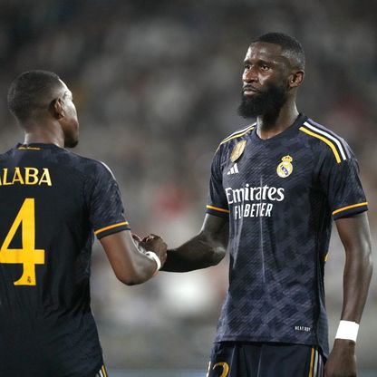 الدوري السعودي يستهدف قلبي دفاع ريال مدريد في الصيف