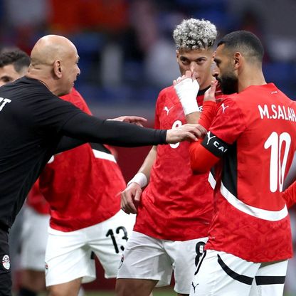 هل تدخل حسام حسن لإنهاء أزمة إمام عاشور مع الأهلي؟