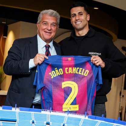 كيف يعود برشلونة للقاعدة 1:1 لضم صفقات جديدة دون قيود؟