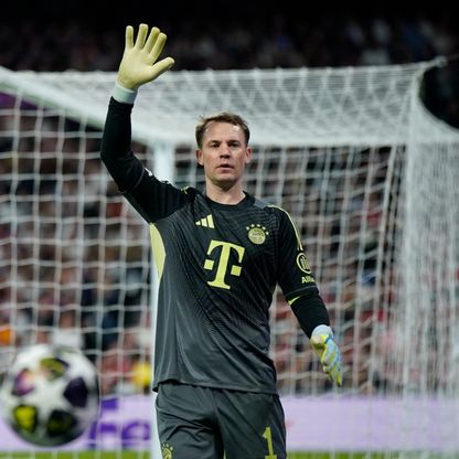 بعمر الـ40.. 9 تصديات تتوج نوير لاعب الأسبوع بدوري أبطال أوروبا