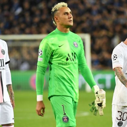 عندما كان الراتب لا يكفي للطعام.. الجانب الخفي من حياة كيلور نافاس