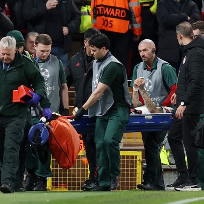 ضربة مزدوجة لغلطة سراي.. نوا لانغ يقطع إبهامه وفيكتور أوسيمين يكسر ذراعه