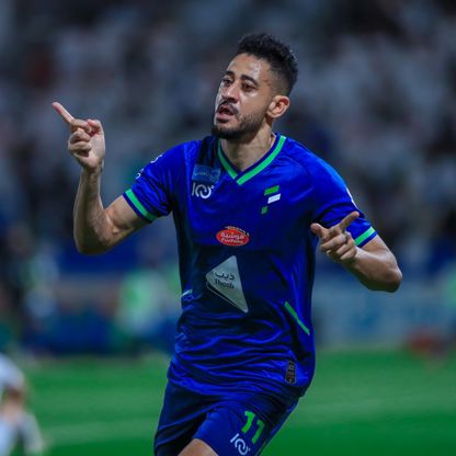شاهد.. باتنا يتألق ويقود الفتح لعبور الشباب بثلاثية بالدوري السعودي
