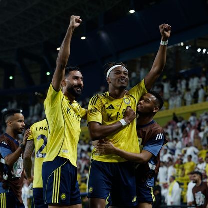 سيماكان يضع النصر في المقدمة أمام الهلال في الشوط الأول