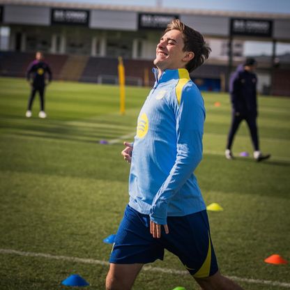 بعد غياب 5 أشهر.. غافي يعود لتدريبات برشلونة