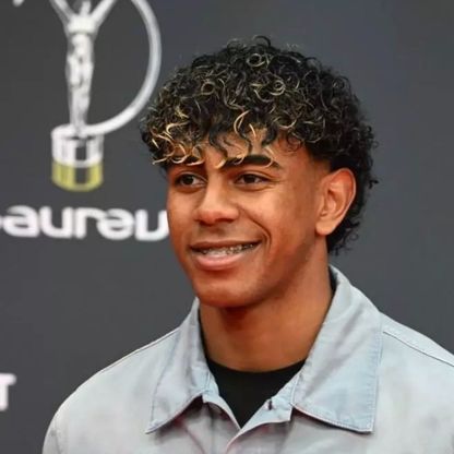 لامين يامال يتوج بجائزة أفضل رياضيّ شاب في حفل "لوريوس 2026"