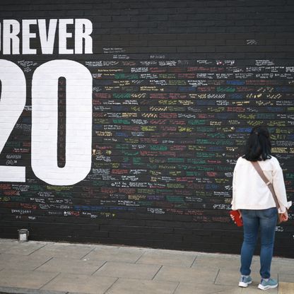 عبارة "20 للأبد" على قمصان لاعبي ليفربول تخليداً لذكرى جوتا