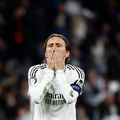حقيقة إجبار مودريتش على الرحيل عن ريال مدريد والعروض السعودية