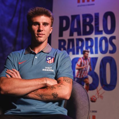 أتلتيكو مدريد يجدد عقد المتألق باريوس حتى 2030
