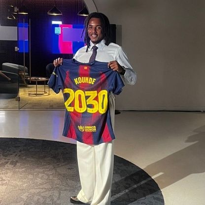 ماذا قال كوندي بعد توقيع عقده الجديد مع برشلونة حتى 2030؟