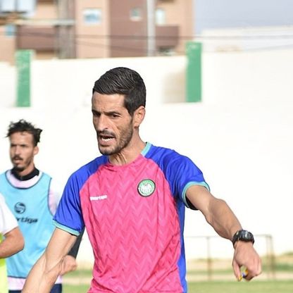 واقعة غريبة.. مدرب تونسي يدرب 3 فرق في 3 أيام