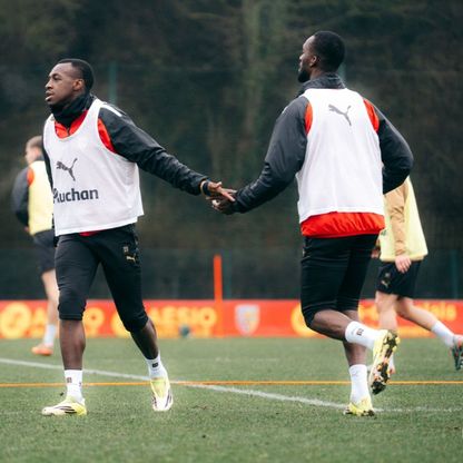 هل يحقق لانس معجزة في الدوري الفرنسي بمشاركة سعود عبد الحميد؟