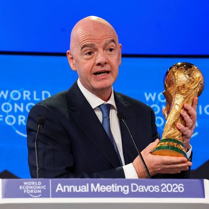 رئيس فيفا يطلب معاملة خاصة وكندا ترفض تقديم امتيازات