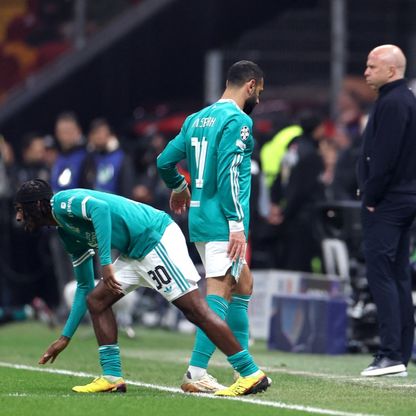 "صلاح لا يقدم أي شيء".. لاعب ليفربول السابق يهاجم الملك المصري